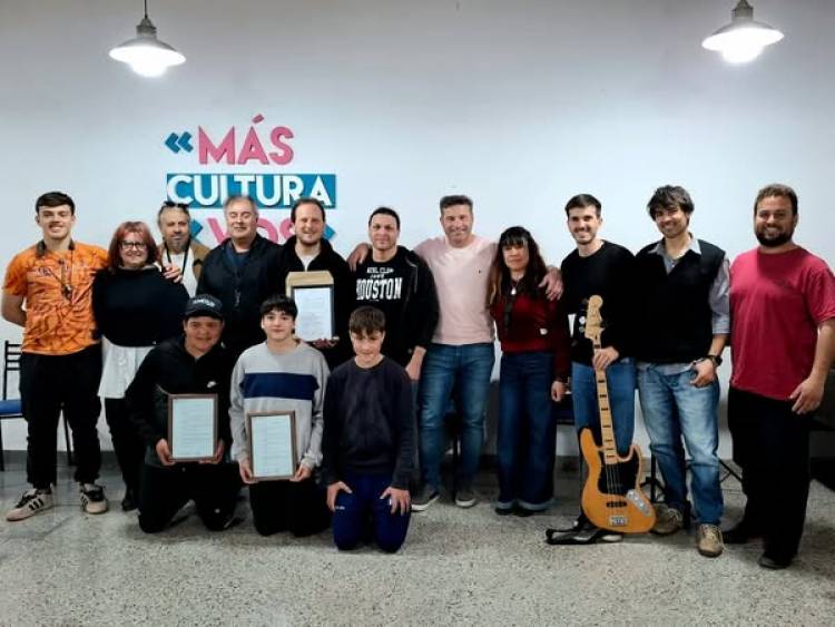 RECONOCIMIENTO A NUESTROS MUSICOS