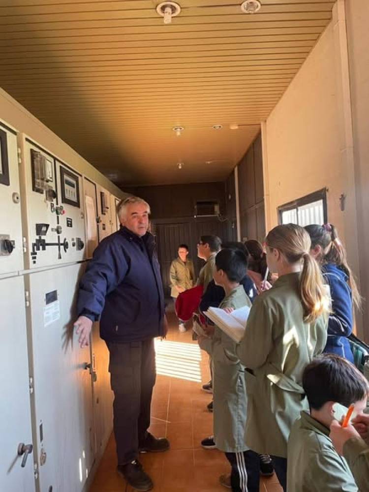 LA ESCUELA 6031 NOS VISITO EN EL CENTRO DE DISTRIBUCION DE LA COOPERATIVA