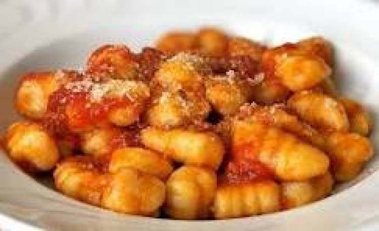 ¿POR QUE SE COMJEN ÑOQUIS LOS 29?