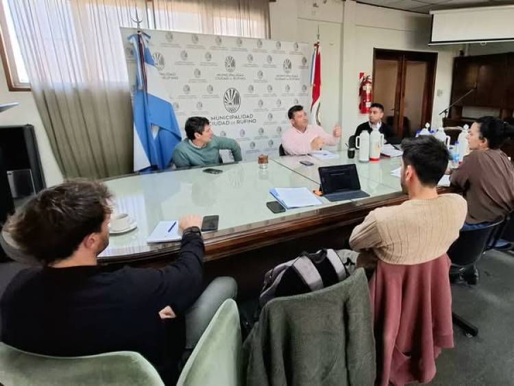 REUNION CON CONSEJALES POR CONTRATO DE CONCESION DE ENERGIA