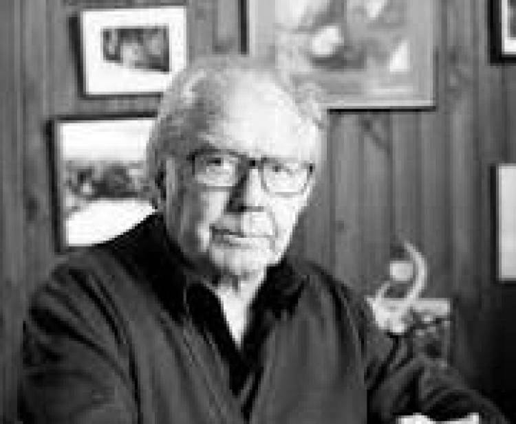 13 DE OCTUBRE: PREMIO NOBEL DE LA PAZ PARA PEREZ ESQUIVEL