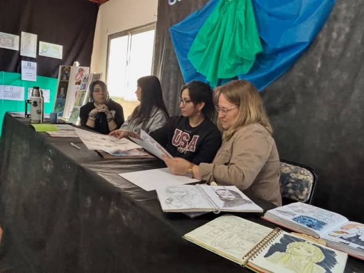 CONCURSO DE DIBUJA EN 2070