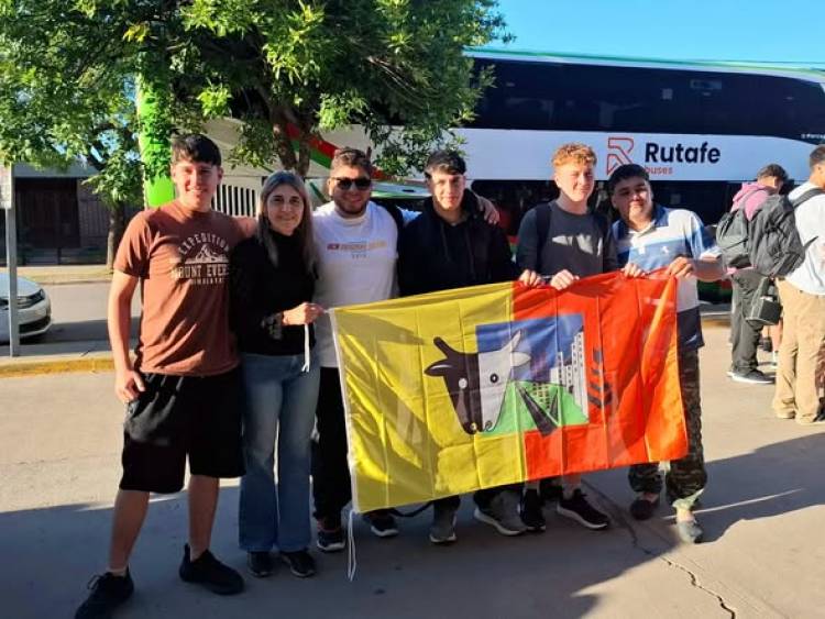 ALUMNOS RUFINENSES RUMBO S "SEMBRANDO EMPRESARIOS 2025"