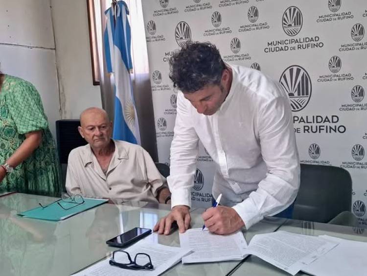 SE FIRMO EL CONTRATO DE CONCESION DE ENERGIA