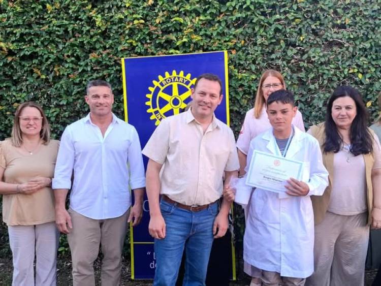 RECONOCIMIENTO A MEJORES COMPAÑEROS