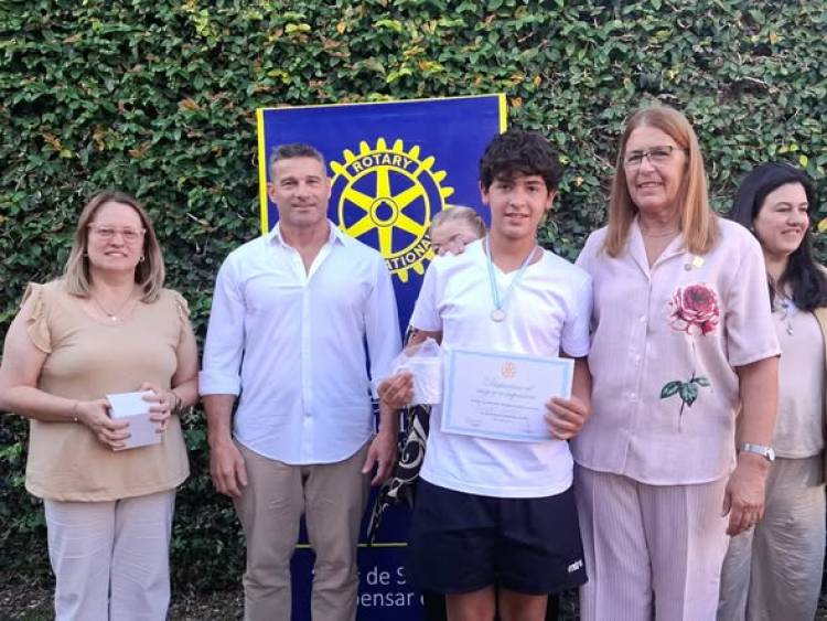 RECONOCIMIENTO A MEJORES COMPAÑEROS